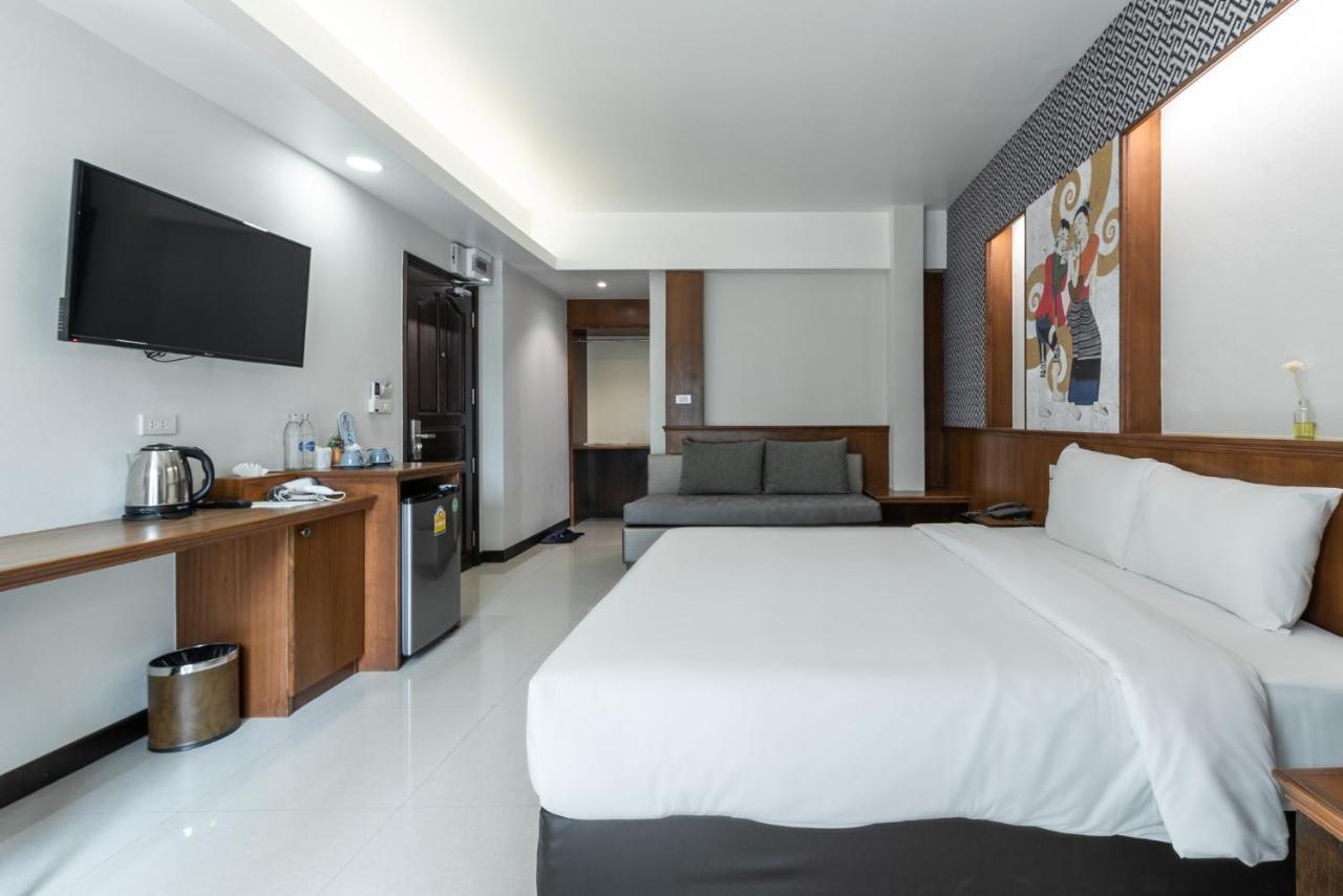 Готель Cozytel Chiangmai Чіангмай Екстер'єр фото