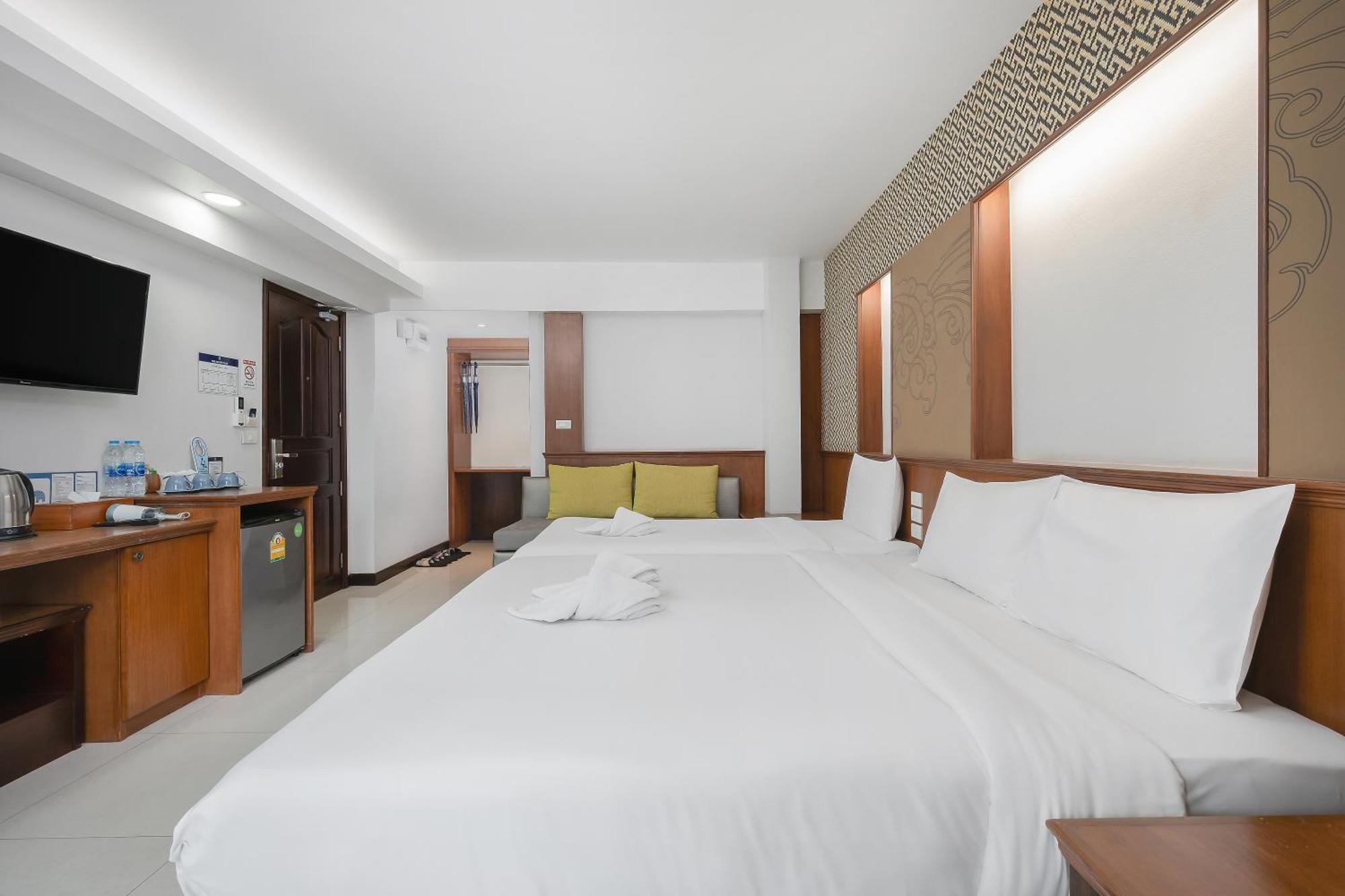 Готель Cozytel Chiangmai Чіангмай Екстер'єр фото