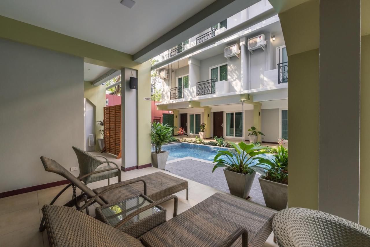 Готель Cozytel Chiangmai Чіангмай Екстер'єр фото